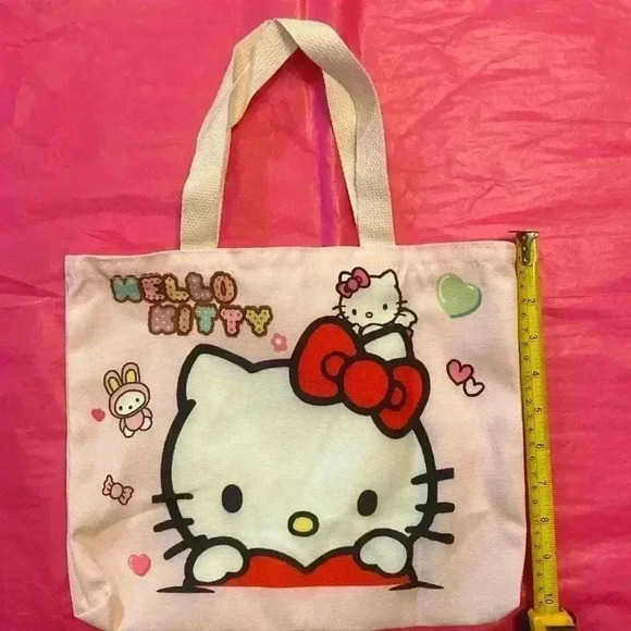 Hello Kitty Satchel NWOT - Picture 1 of 4